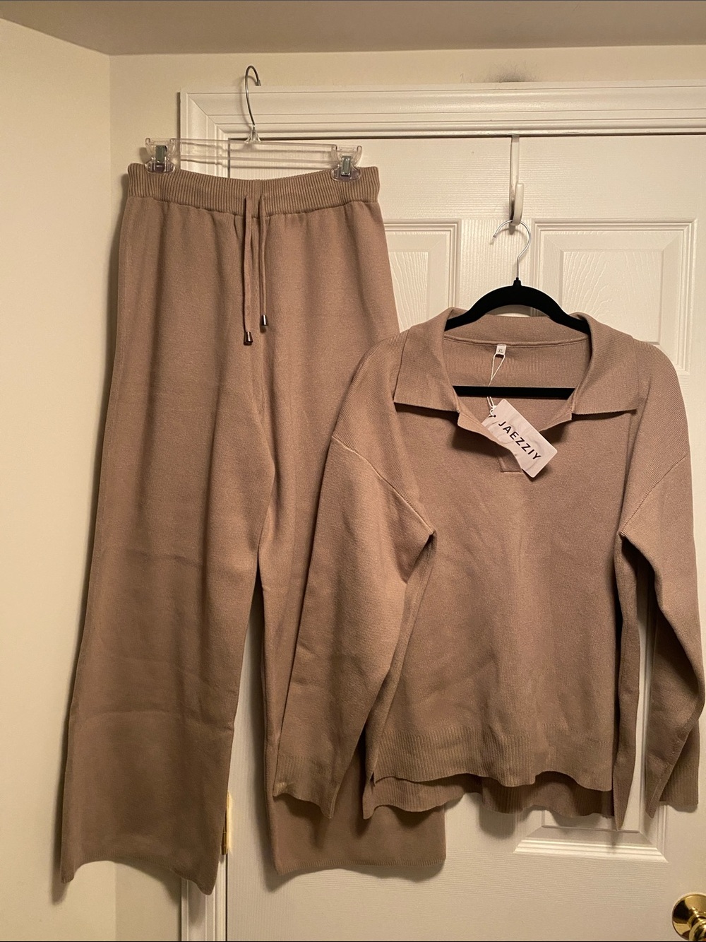 Jaezziy Women's Taupe Knit Lounge Pants & Top Set…size XL - Picture 1 of 5